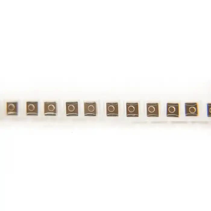 Kemet - C1210C105K1RACTU - Capacitor, Ceramic. 1uF 100V. SMD. Package of 10. Bargain