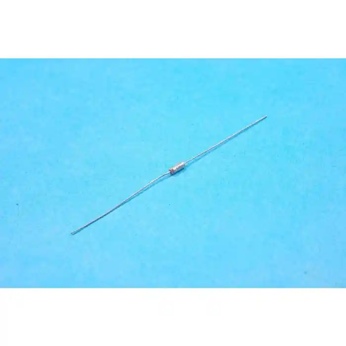 Vishay Sprague - CAP3022 - Capacitor, tantalum. 2.2uF 15V. Package of 10. Super Sale