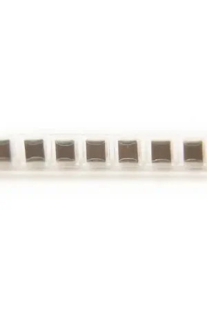 Kemet - C1210C226K4RACTU - Capacitor, ceramic. 22uF 16V. SMD. Package of 100. Price Cut