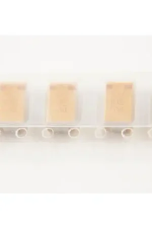 Kemet -c - Capacitor, Tantalum. 100uF 10V. New. SMD. Time-Limited