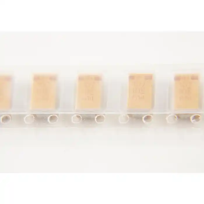 Kemet -c - Capacitor, Tantalum. 100uF 10V. New. SMD. Time-Limited