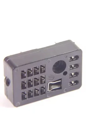 Direct From Factory Unidentified MFG - 8-696 - Connector, Relay Socket R10 Series, 4PDT. Ice Cube.