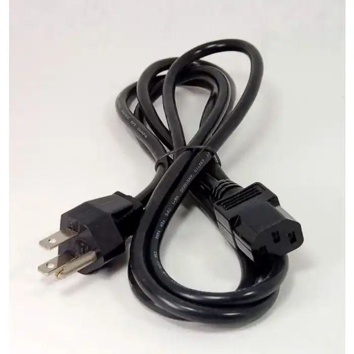 Crafted MADISON ELECTRONICS - 5-471 - 3 Conductor, 18 AWG Computer Cord, 6 Foot.