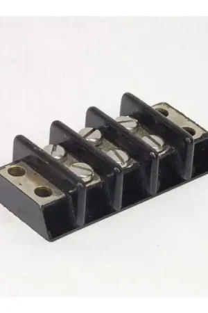 Hot Picks ETC/LTE - TS03-10 - 3-142 - Terminal Block /Terminal Strip, Dual Row 3 Position.