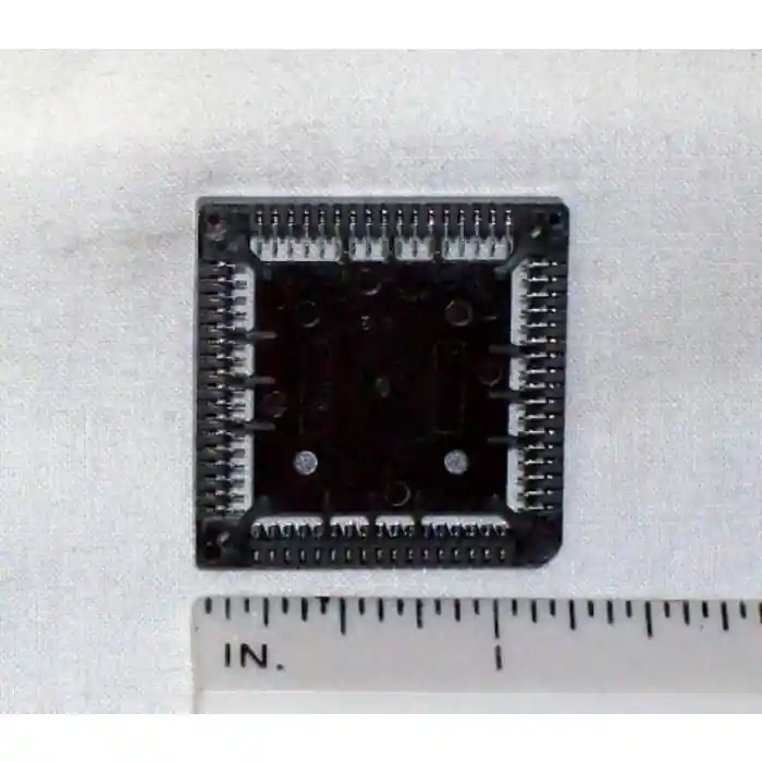 AMP INC - 822279-1 - New 68-PLCC IC Sockets Special Offer