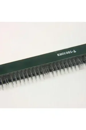 Deal Unidentified MFG - 6201981-1 - Connector, rectangular. 100 Pin M to M.