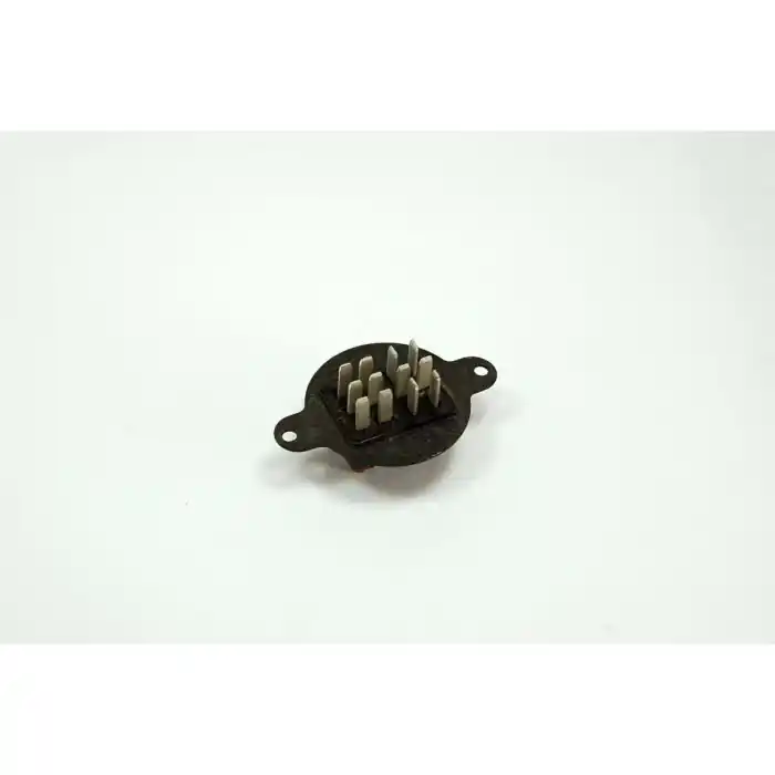 Authentic Beau Interconnect System/Vernitron - P-312-FP - Connector, cinch. M 12 Pin, SB Round.