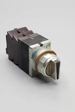 Hot Deal GEMCO - 404S32121YAA33 - Stock One Switch, Rotary. Contacts: 2P3T.
