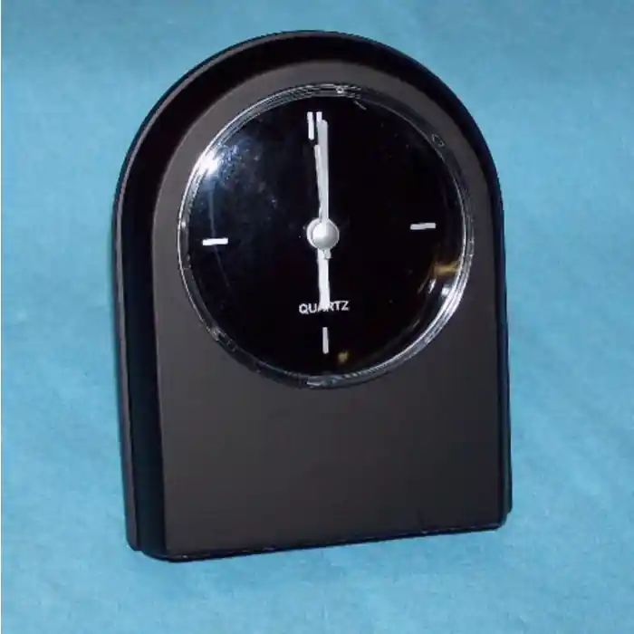 Professional Grade Unidentified MFG - 6-269 - Cute - Quartz Desk Clock NEW