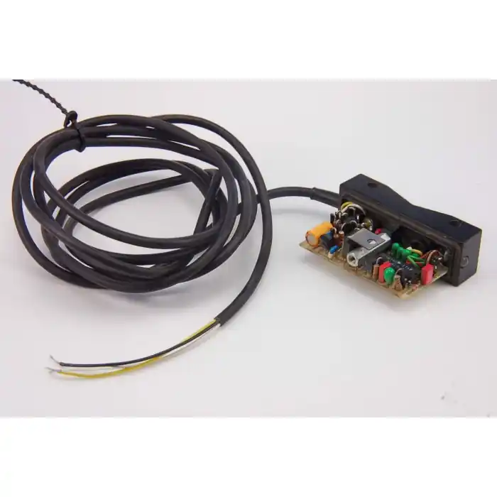 NAMCO CONTROLS - RK93/2-501 - Infrared Scanner 2.5"- range, 24VDC. Weekend Sale