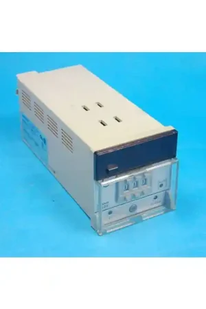 Final Sale OMRON - E5B4-C91K - Fuzzy Temperature Controller.
