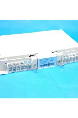 Weekend Sale Honeywell / Klockner-Moeller - 621-3300R - 8 Point input module 5VDC TTL sink.