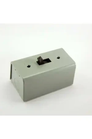 General Electric - CR101H1 - Switch, Motor. 16A 277V max. with NEMA 1 enclosure. Trending