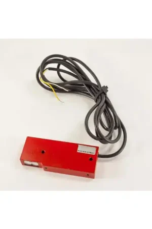 NAMCO CONTROLS - EP110-44230 - Proximity switch. NPN 12-24V, red led. High Quality