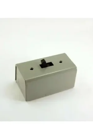 General Electric - CR101Y1 - Switch, motor. 16Amp 230V. Special Discount