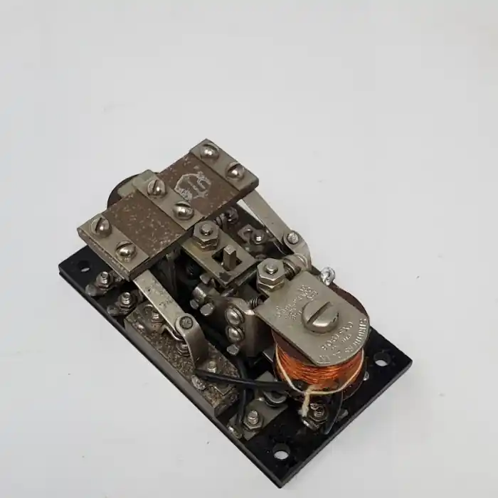 Top Rated LEACH - / Struthers Dunn - 1127BFW - CX3190B - 12VDC 2-coil Latching DPDT-6Amp