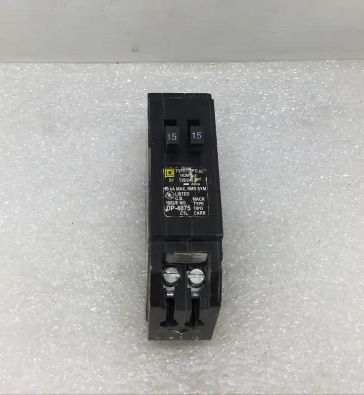 Place Order Square D HOMT1515 15 Amp 1 Pole 120/240V Circuit Breaker - Yellow Face
