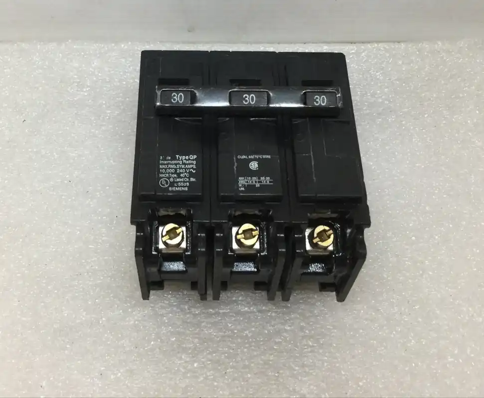 ITE/Siemens/Gould Q330 30 Amp 3 Pole 240V Type QP Circuit Breaker Same Day Shipping