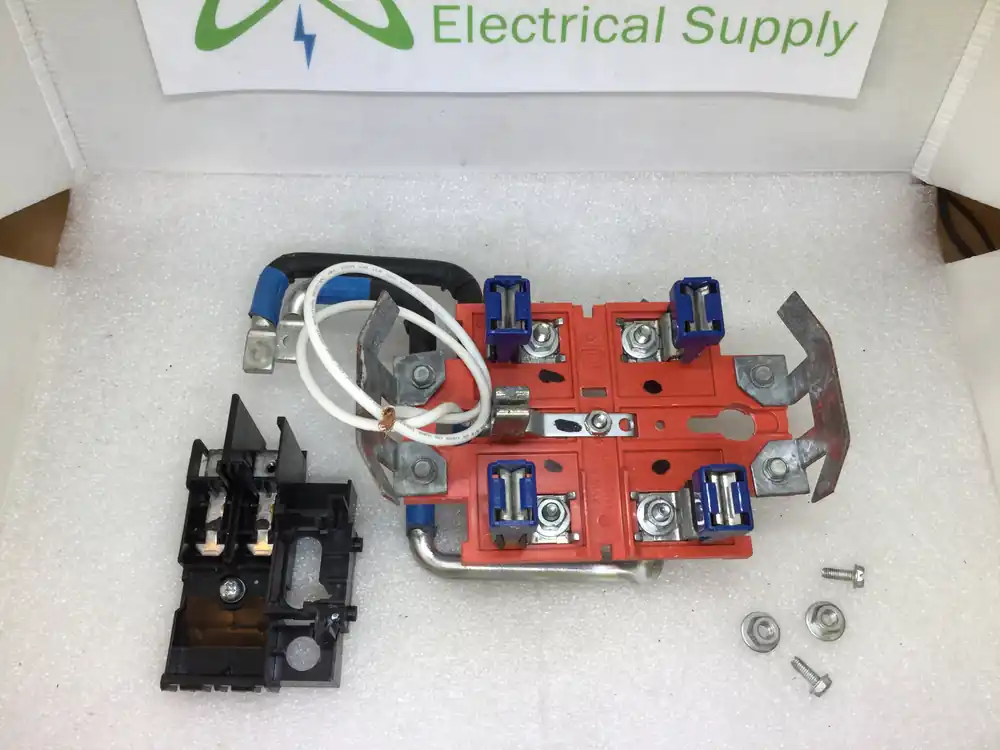 Brand New Square D MM125KIT EZ METER-PAK 125 Amp 120/240v 1 Ph 3 Wire