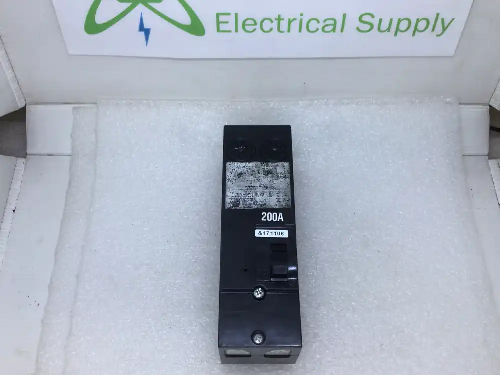 Authentic Siemens QN2200RH 200 Amp 2 Pole 120/240V QNRH Circuit Breaker