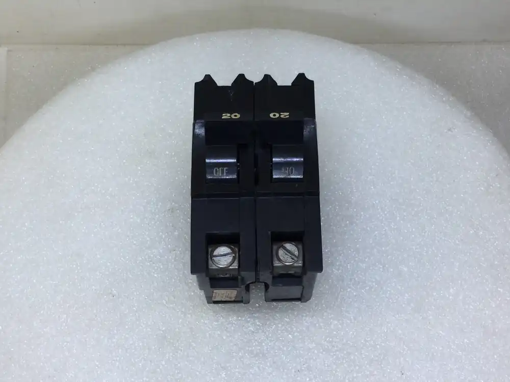 FPE NB220 20 Amp 2 Pole 240V Bolt On Type NB Circuit Breaker Luxury