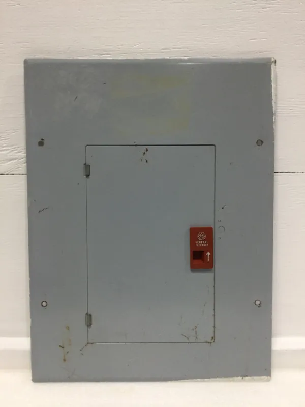 GE General Electric TLM1212C 125 Amp 1 Phase 3 Wire 120/240V Type 1 Indoor Door 20 3/8" 15 3/8" Order Now