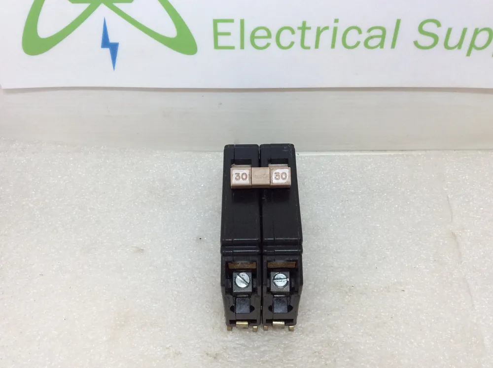 High Quality Cutler Hammer CH230 30 Amp 2 Pole 120/240V Breaker - Metal Foot Half Notch