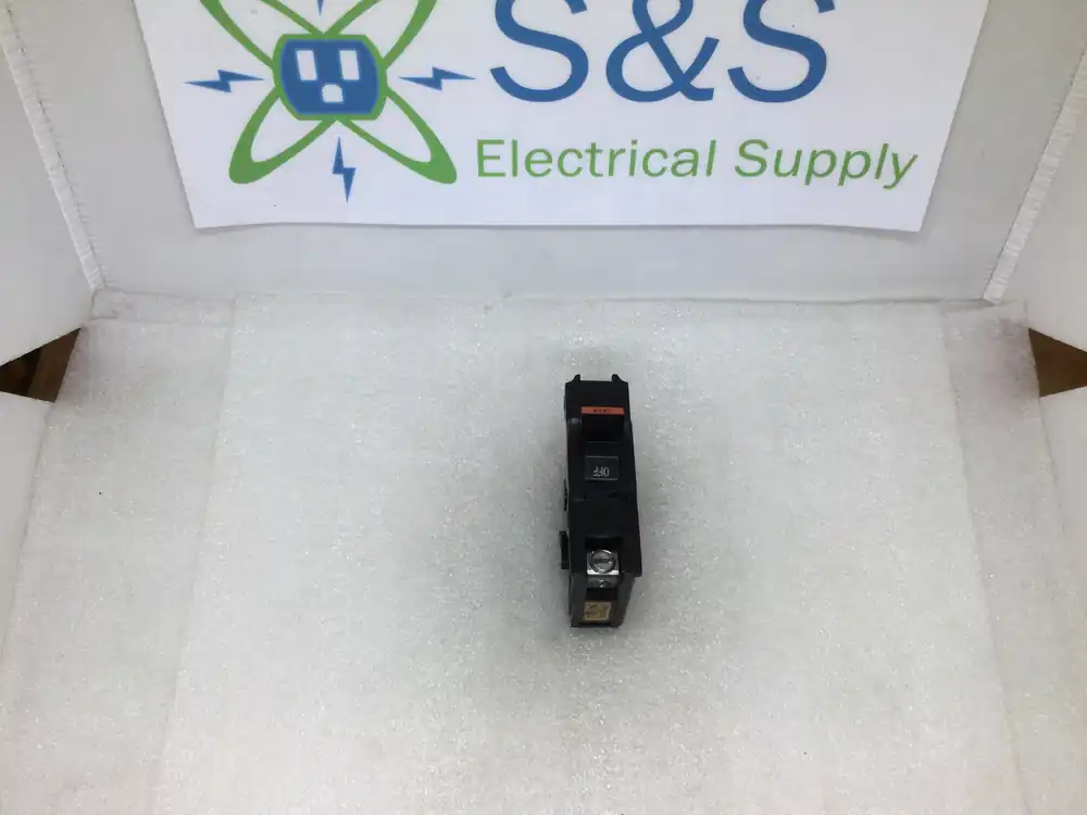 Worldwide Shipping FPE/Challenger NA130 30 Amp 1 Pole 120/240V Stab-Lok (Thick) Breaker