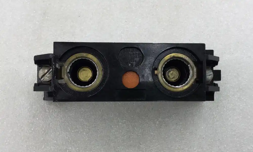 Get Yours FPE/Federal Pacific 301P-S20 20 Amp 1 Pole 250V Snap-on Fuse Holder