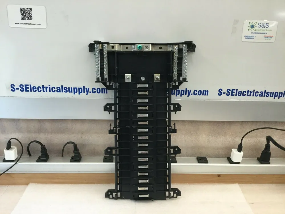 Affordable Square D 100 Amp Panel QO Guts 15/30 Spaces 120/240v Ac W/Ground & Neutral Bar