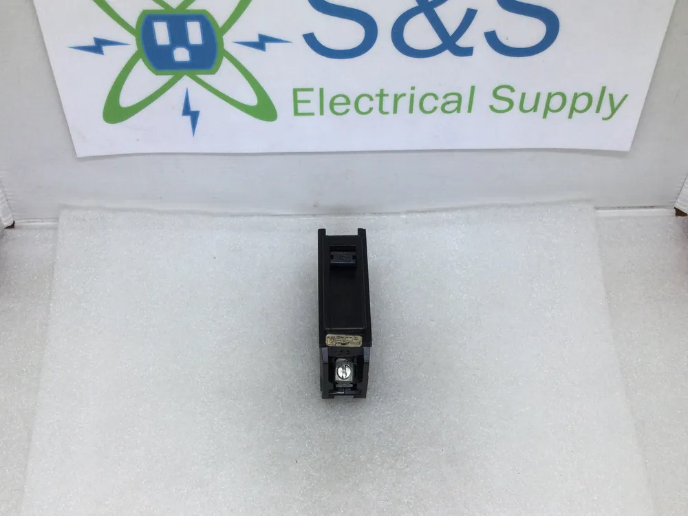 GTE/Sylvania C115 15 Amp 1 Pole 120/240V Type C Circuit Breaker Exclusive