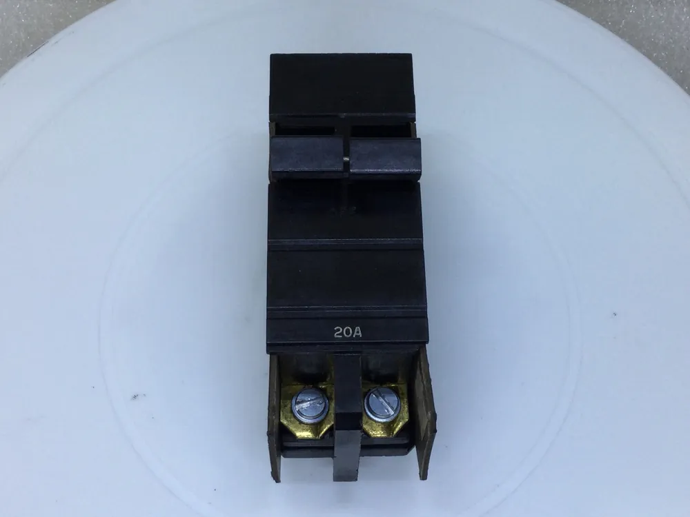 Square D XO220 20 Amp 2 Pole 120/240V Circuit Breaker Today Only