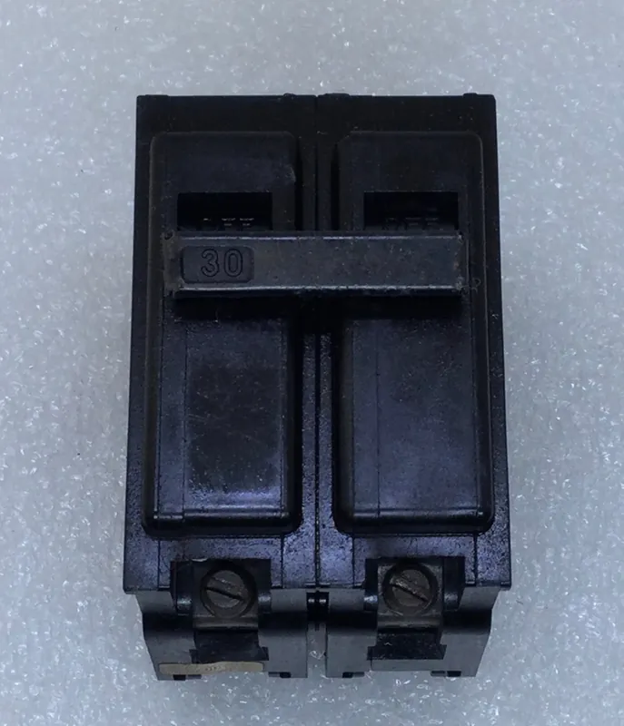 Clearance ITE QP2-B030 30 Amp 2 Pole 240V Circuit Breaker