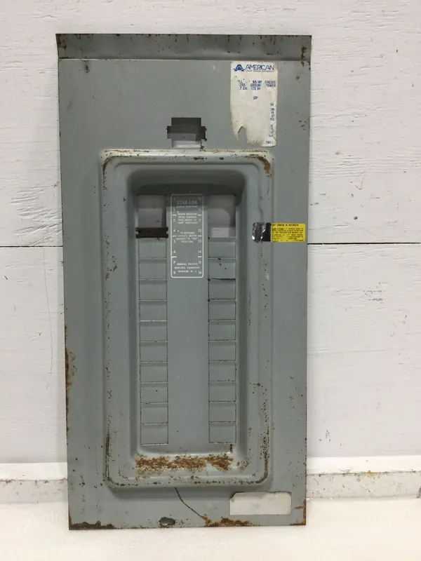 Reduced Price Federal Pacific RH108-16-200DL 200A 16 Space 120/240V Dead Front 23" x 11 3/8"
