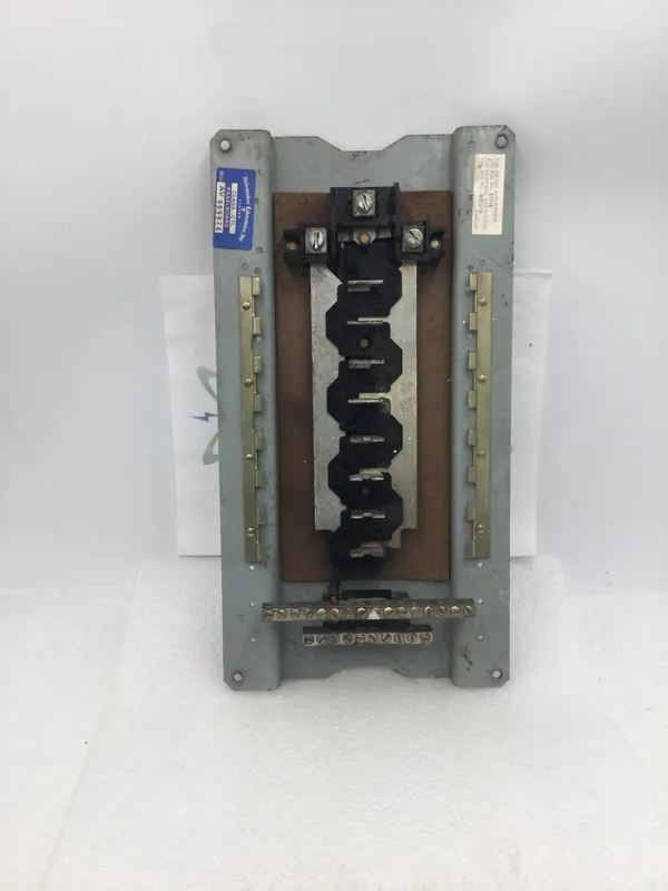 ITE EQ16 16 Space 125 Amp 120/240 VAC Load Center Guts Only 8" X 15" Next Day Delivery