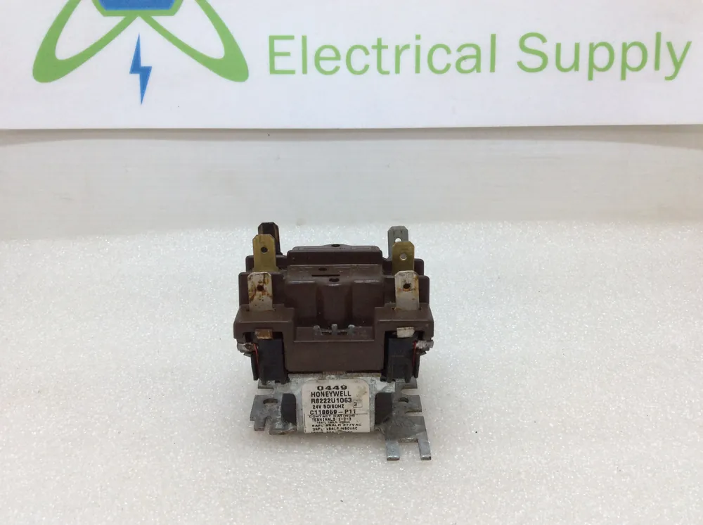 Honeywell Switching Relay R822U1063 C118659-P11 24Vac Coil Express Delivery