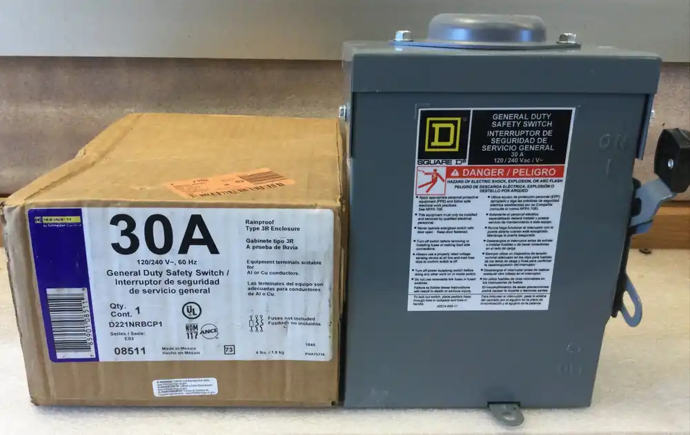 Save Now Square D D221NRB 30 Amp 2 Pole 120/240V Fused General Duty Safety Switch