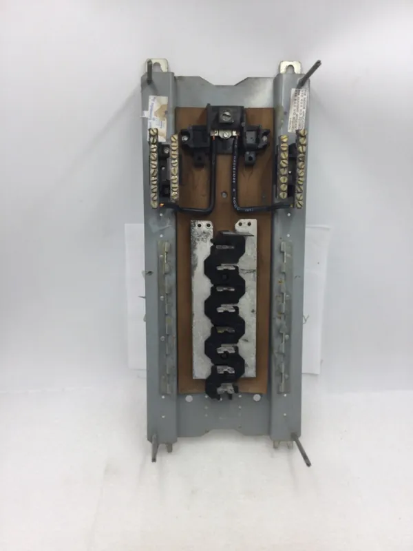ITE EQ16MBA 150 Amp 8 Space/30 Circuit 120/240 VAC Load Center Guts Only 8"X18" Worldwide Shipping