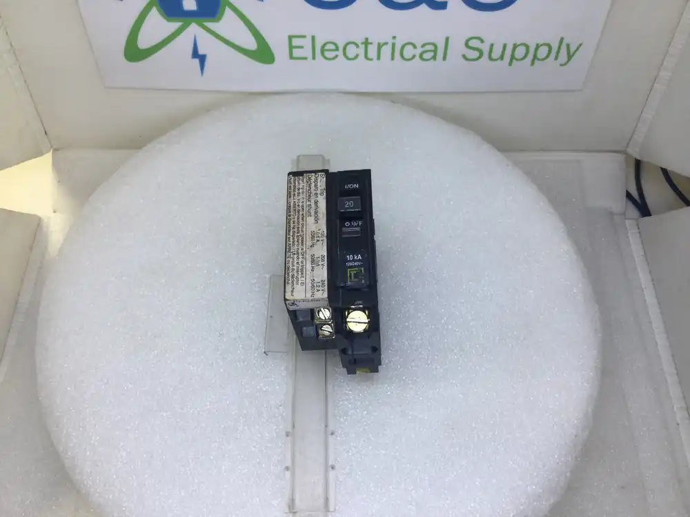Square D QO1201021 20 Amp 1 Pole 120/240V Breaker w/ Shunt Trip Genuine