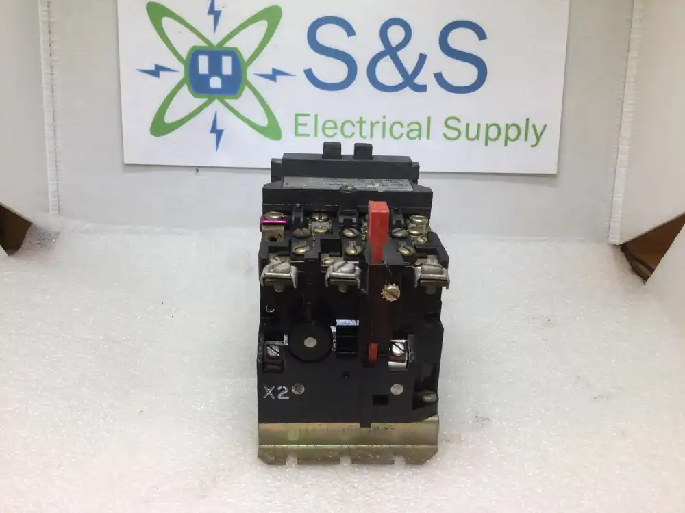 Crafted Westinghouse A200M1CAC Style 765A840G01 3Phase 600VAC Max 10Hp 120V Coil Motor Starter