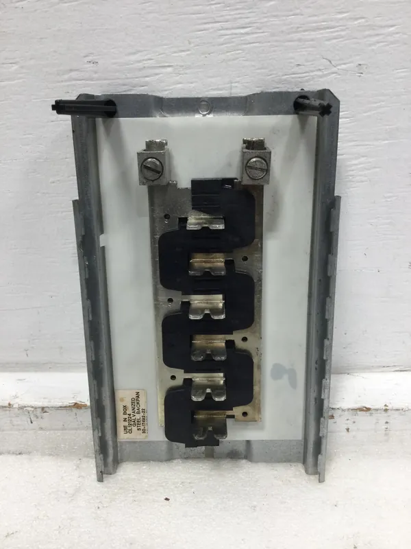 Eaton/CH BR1224L125 125A 12 Space 120/240V Guts Only 6" X 9.5" Genuine