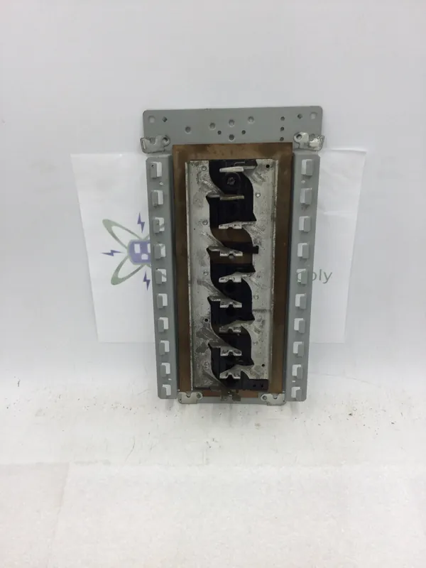 Hot Deal Crouse-Hinds LC216PC 200 Amp 10 Space 120/240 VAC Load Center Guts Only 6" X 12"