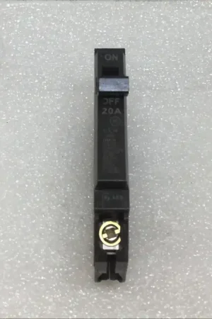 Budget GE TQP/THQP120 20 Amp 1 Pole 240V Circuit Breaker - Cosmetic Flaw