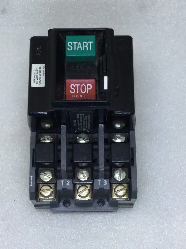 Allen Bradley 609-A0W Size 0 Manual Motor Starter Button 3 Phase 200-575 VAC 3-5 HP Exclusive