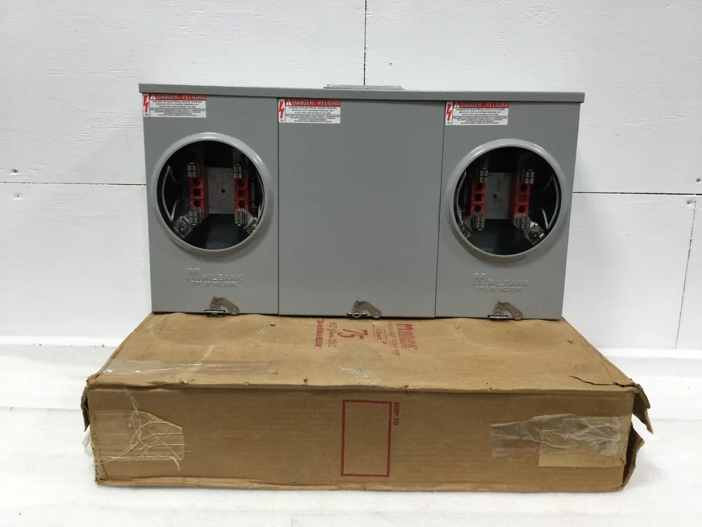 Milbank U1252-X-HSP 4 Terminal Ringless Large Closing Plate 2 Gang/Position Meter Socket 200 Amp Continuus per Meter Discount