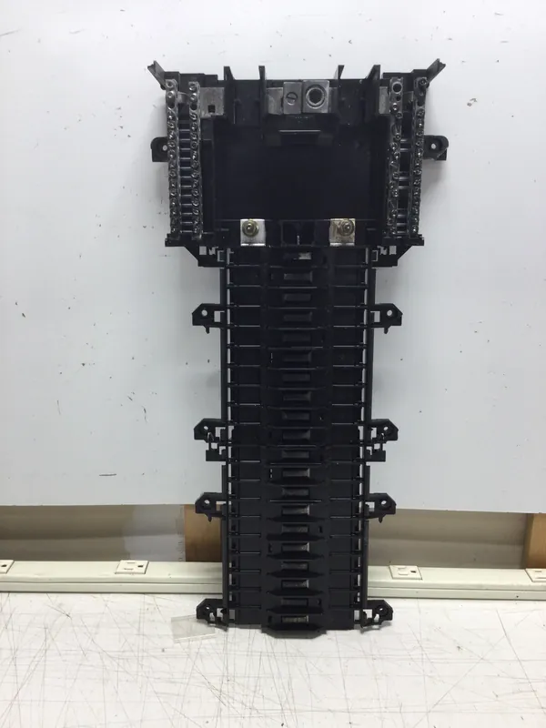 Express Delivery Square D QO140M200 200 Amp 20 Space 120/240 VAC Load Center Guts Only 9.5" X 21"