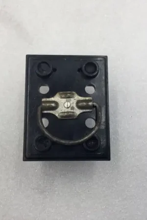 General Switch SP-60 60 Amp 2 Pole 120/240V Fuse Pullout Horizontal Slot Free Returns