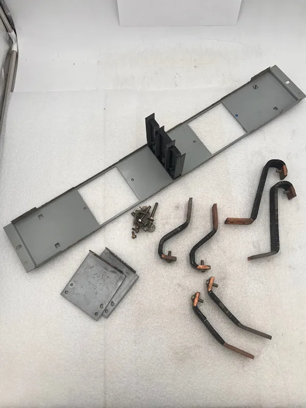 Exclusive GE Spectra Series AMCB6FJ 250 Amp Circuit Breaker Mounting Kit