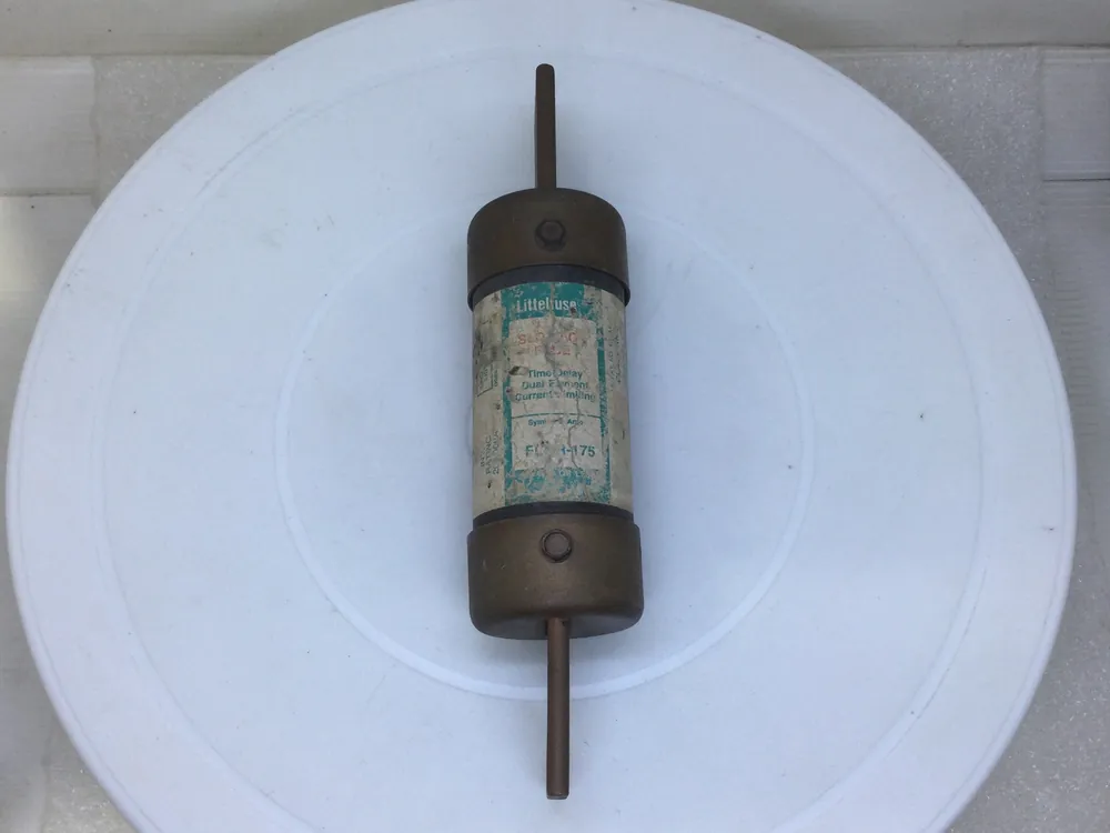 Warranty Included Littelfuse FLNR-175 175A 250VAC or Less Class RK-5 Time Delay Dual Element Fuse