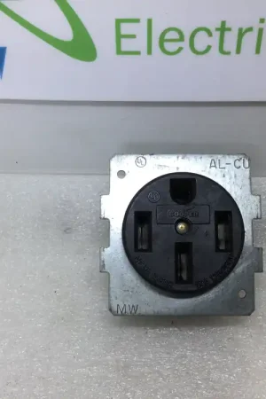 Fan Favorite Cooper/Eagle 1258 Nema 14-50R 50 Amp 125/250V Receptacle Outlet